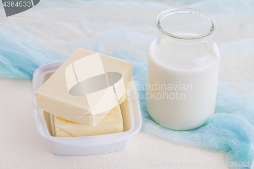Image of butter milk and cottage cheese