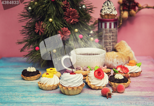 Image of Xmas cookie on table