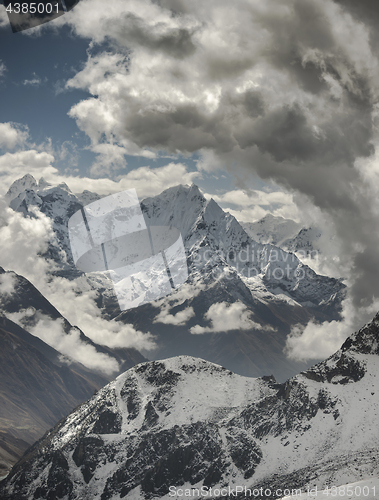 Image of Thamserku summit from Gokyo ri peak in Himalayas