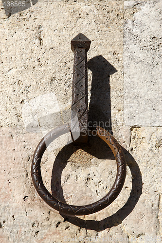 Image of ornate hitching post