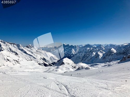 Image of Skiing in the Stubai glacier ski resort