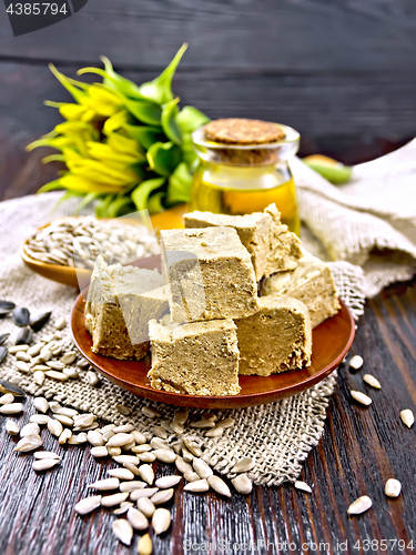 Image of Halva in plate on sacking