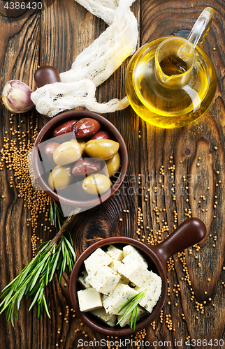 Image of cheese and olives