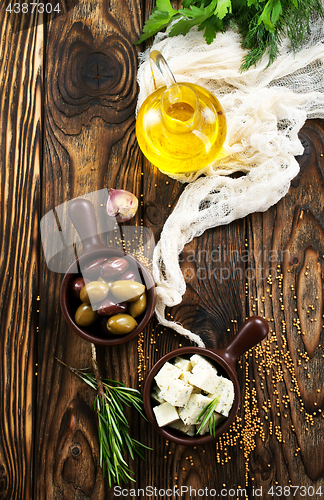 Image of cheese and olives