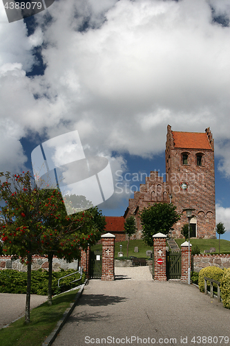 Image of Kregme Church in 2004