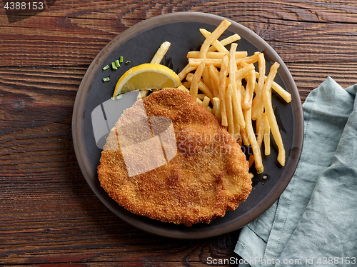 Image of Weiner Schnitzel with fried Potatoes
