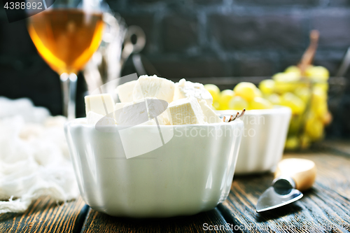 Image of cheese and grape