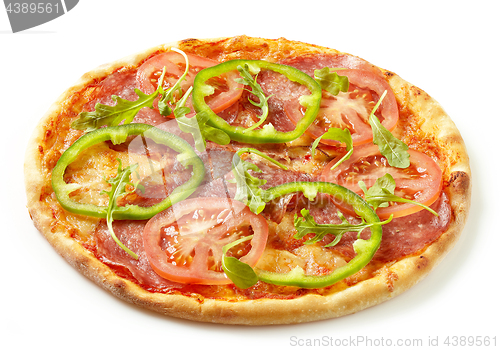 Image of freshly baked pizza