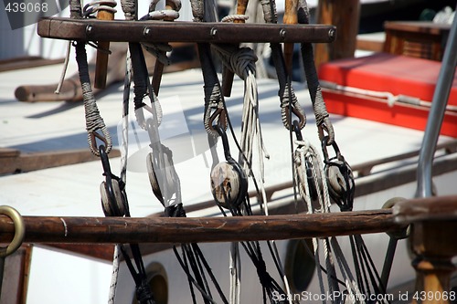 Image of sail ropes