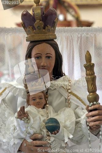 Image of Blessed Virgin Mary with baby Jesus