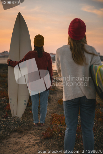 Image of Surfer girls