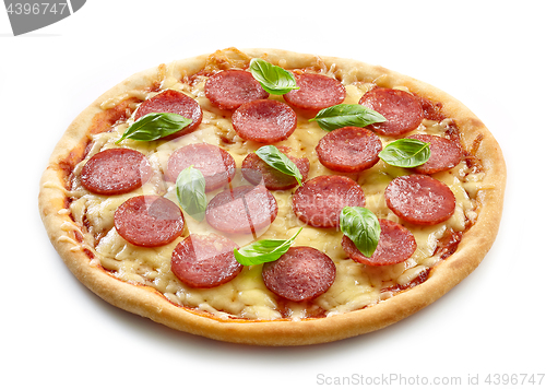 Image of freshly baked pizza