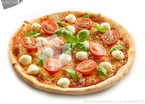 Image of freshly baked pizza