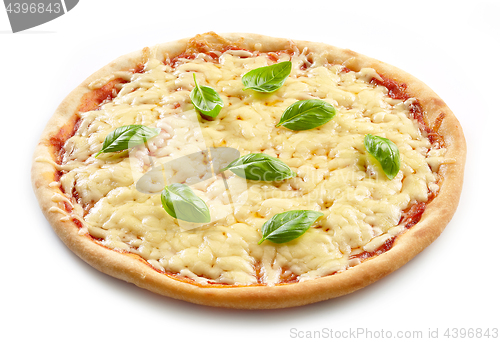 Image of freshly baked pizza