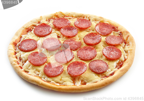 Image of freshly baked pizza