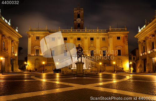 Image of Piazza in Rome