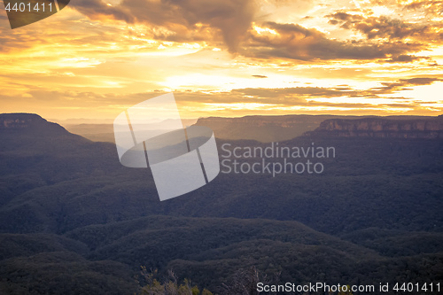 Image of the Blue Mountains Australia at sunset