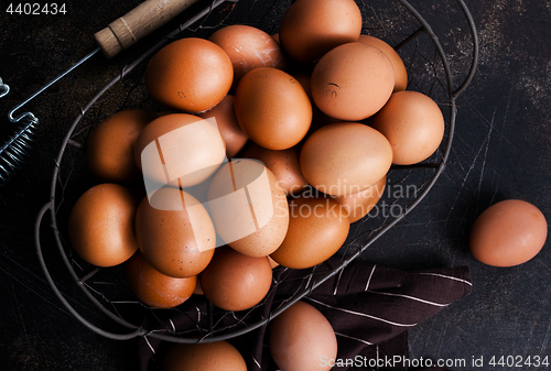 Image of raw eggs