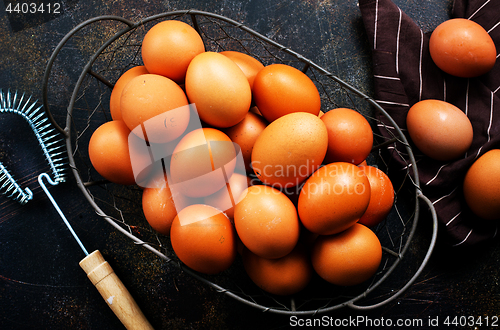 Image of raw eggs