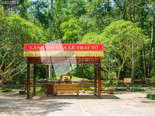 Image of The Le Thai To mausoleum in Thanh Hoa, Vietnam