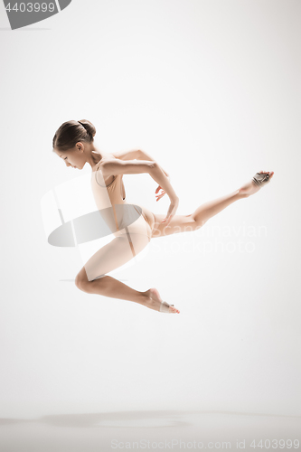 Image of The teen modern ballet dancer