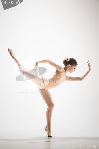 Image of The teen modern ballet dancer