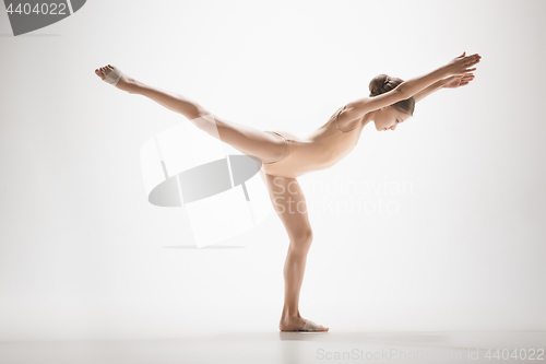 Image of The teen modern ballet dancer