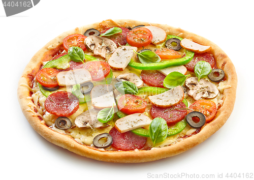 Image of freshly baked pizza