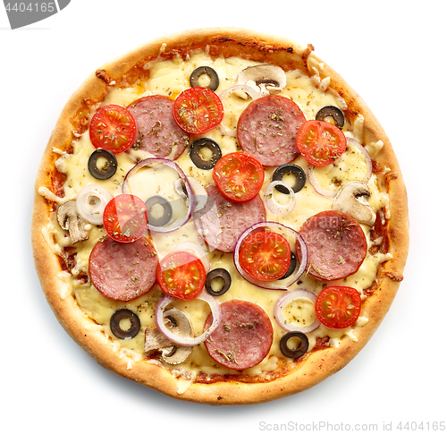 Image of freshly baked pizza