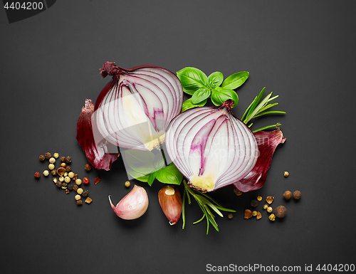 Image of red onion and spices