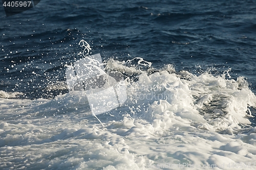 Image of Waves hitting shore