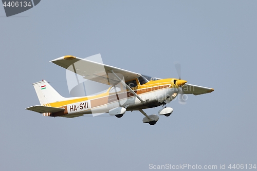 Image of Small Aircraft Cessna 172