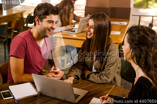 Image of Friends studying together 