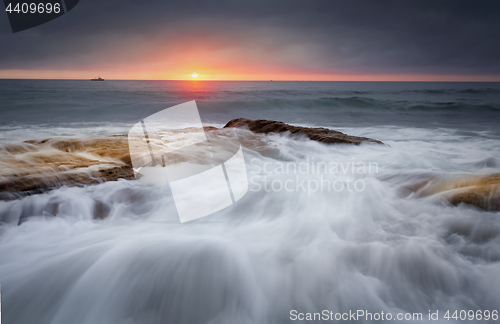 Image of Tidal flows over the rocks at Cronulla beach