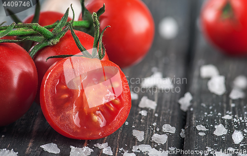 Image of Sliced cherry tomato and salt