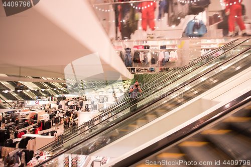 Image of photographer at the mall