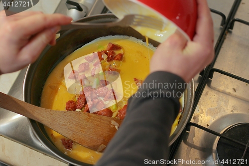 Image of Making scrambled eggs