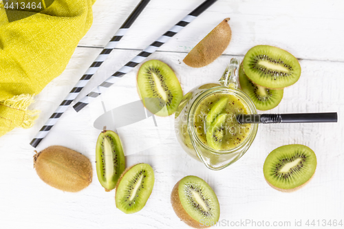 Image of Kiwi smoothie with fresh fruits