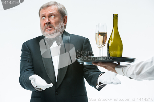 Image of Man complaining for the bad drink