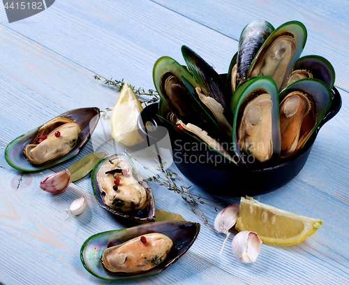 Image of Boiled Green Mussels