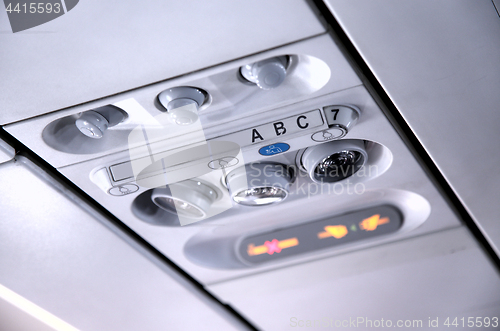 Image of Light and air conditioning in the plane