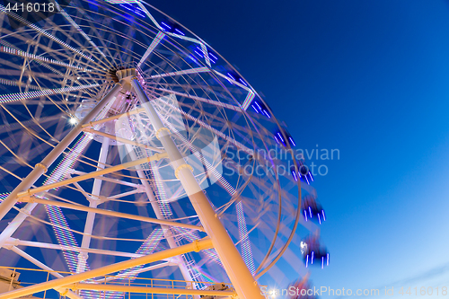 Image of Ferris wheel at night