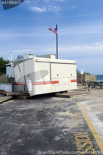 Image of Montauk food wagon beach