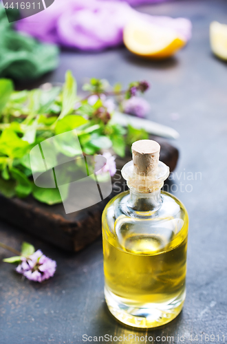 Image of herbal oil