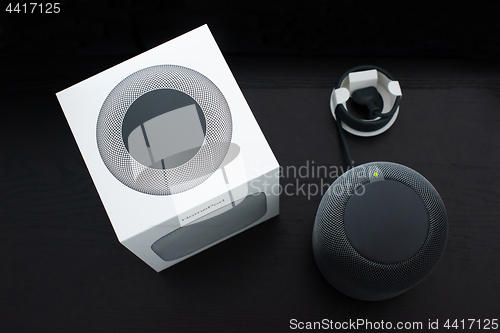Image of Unboxing an Apple HomePod speaker