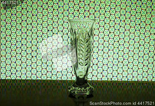 Image of standing vase of glass