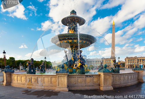 Image of Parisian Fountain de Mers