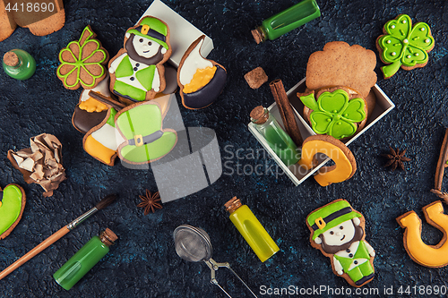 Image of Gingerbreads cookies for Patrick\'s day