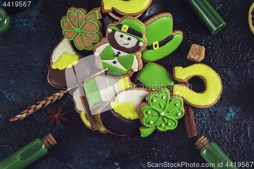 Image of Gingerbreads cookies for Patrick\'s day