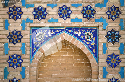 Image of Ornate window niche in the wall, Uzbekistan